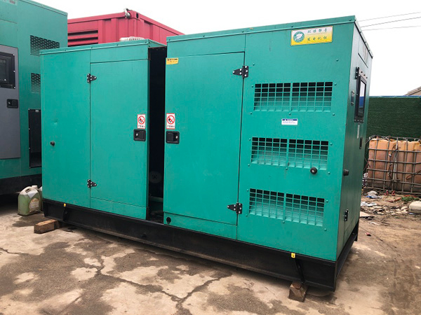 泾川怎样合理控制磷酸铁锂蓄电池的充放电倍率以延长其使用寿命？